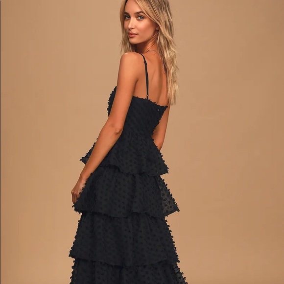 NWOT Lulu’s Flirting with You Black Tiered Pom Pom Midi Dress Small - Picture 4 of 11